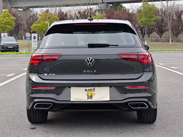 Volkswagen Golf 2023