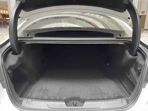 Jaguar XEL 2021