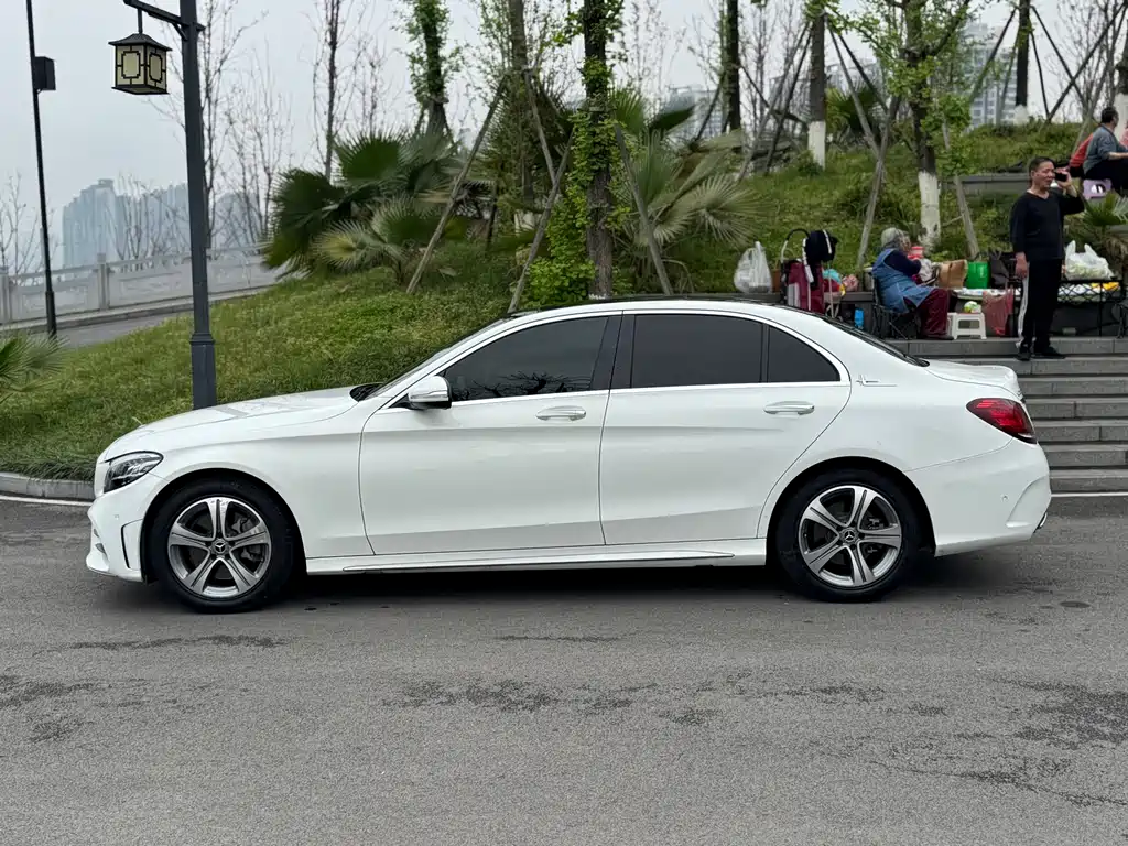 Mercedes-Benz C-Class 2019 — фото 3