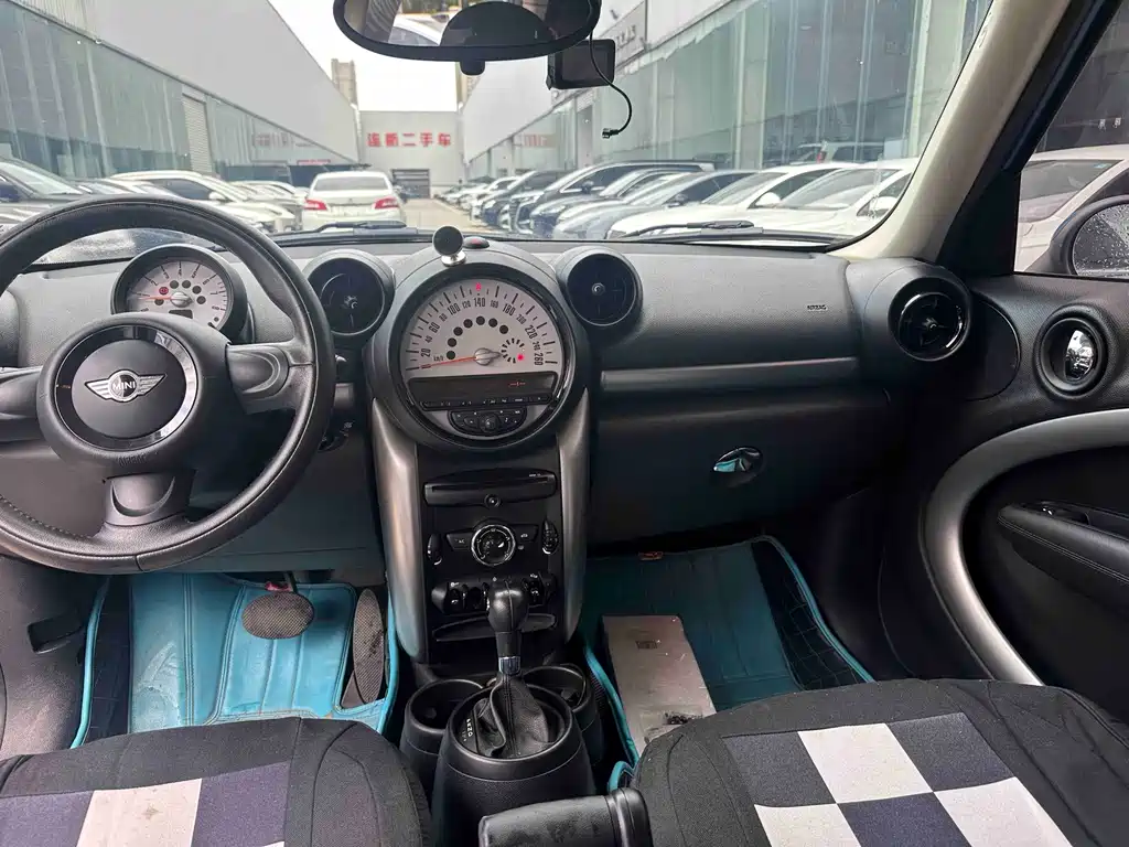 MINI Countryman 2014