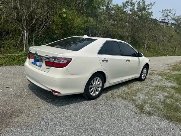 Toyota Camry 2015