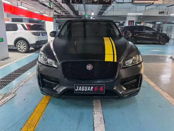 Jaguar F-PACE 2018