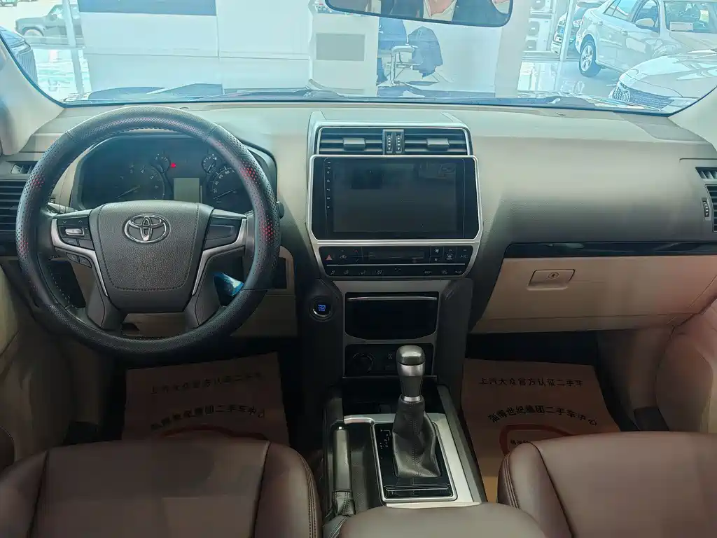 Toyota Prado 2019 — фото 10