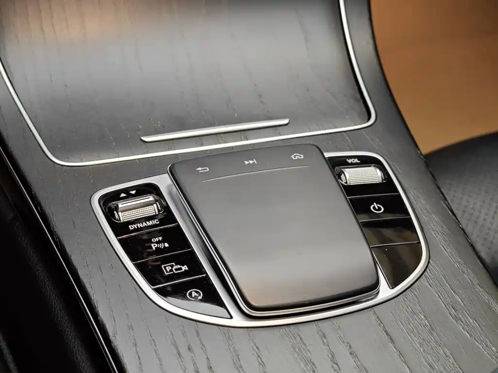 Mercedes-Benz C-Class 2020 — фото 18
