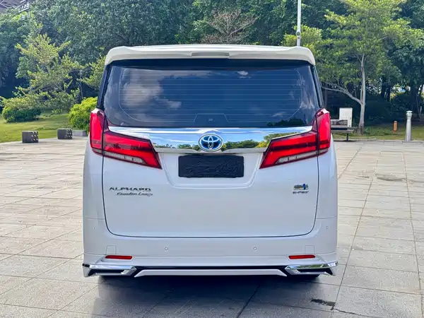 Toyota Alphard 2021
