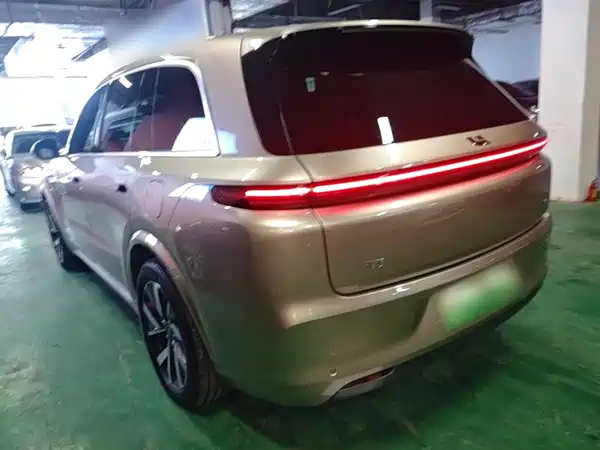 Li Auto L8 2023