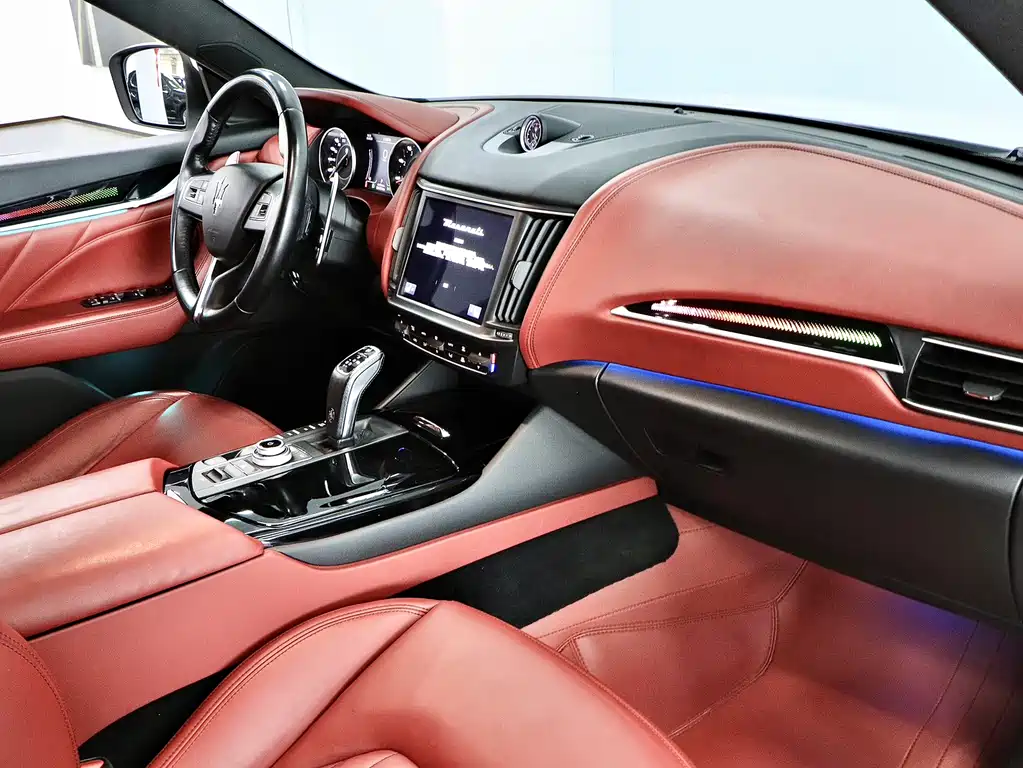 Maserati Levante 2021 — фото 15