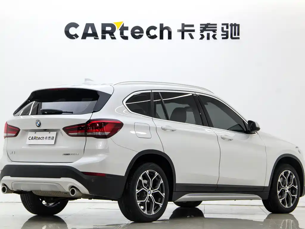 BMW X1 2021 — фото 2