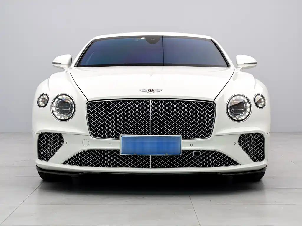 Bentley Continental 2020 — фото 1