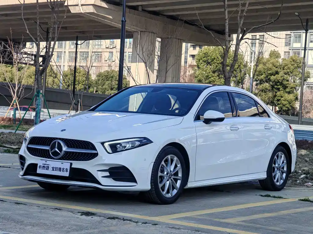 Mercedes-Benz A-Class 2021 — фото 1