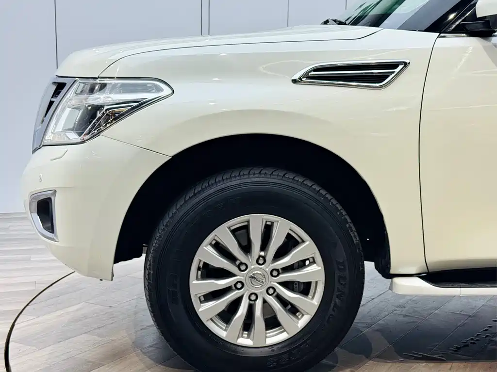 Nissan Patrol 2018 — фото 26