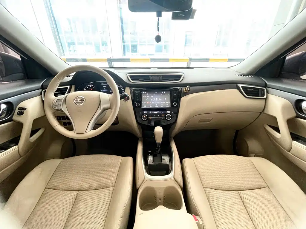 Nissan X-Trail 2015 — фото 16