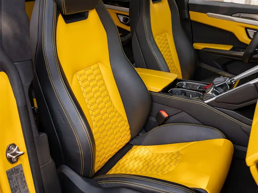 Lamborghini Urus 2019 — фото 20