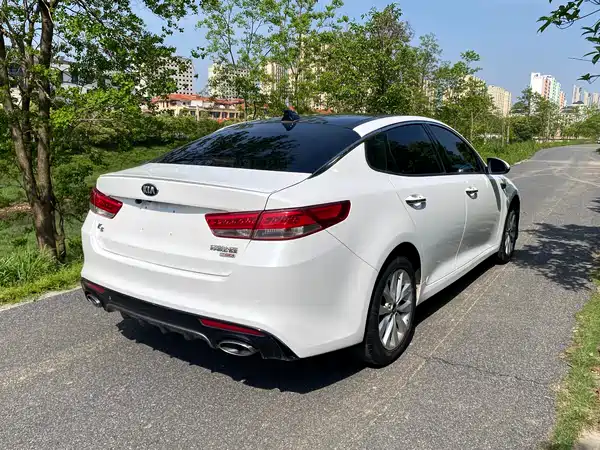 Kia K5 2016