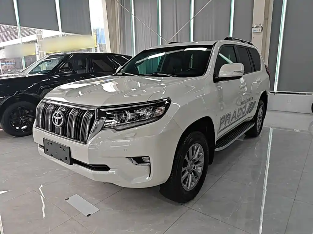 Toyota Prado 2019 — фото 2