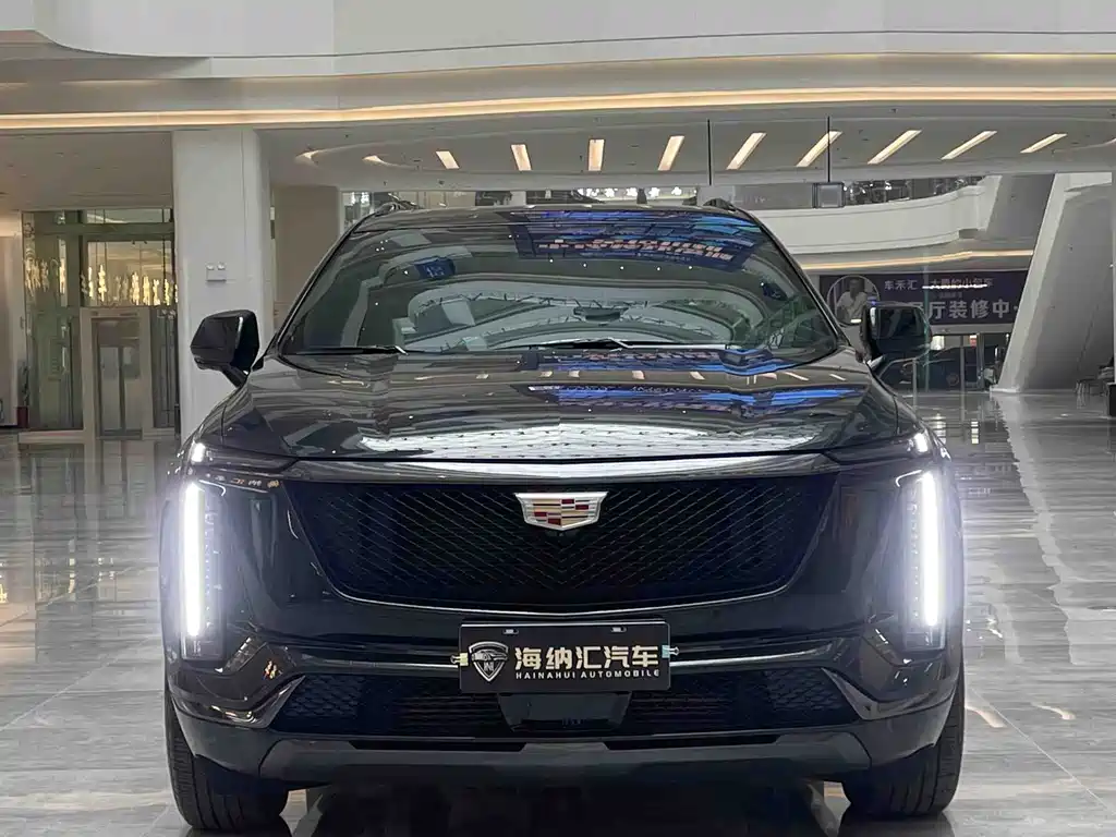 Cadillac XT5 2025 — фото 4