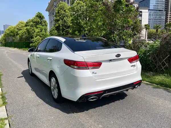 Kia K5 2016