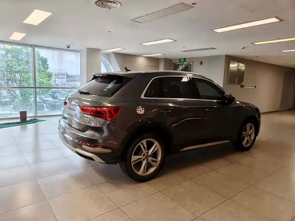 Audi Q3 2021