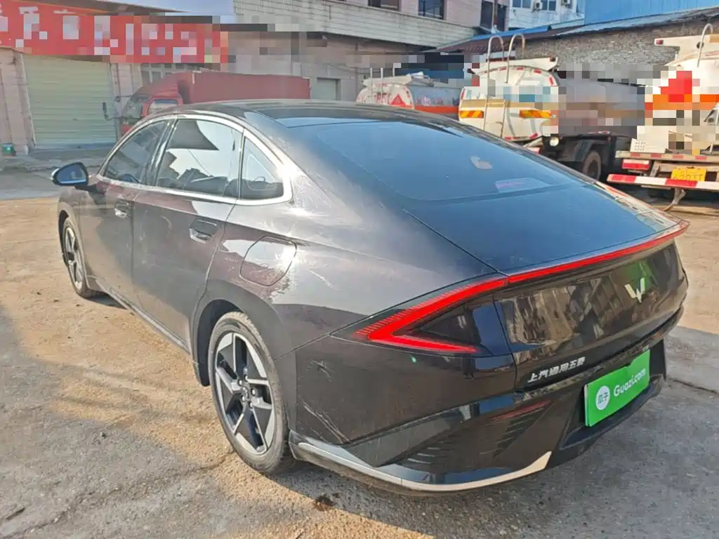 Wuling Starlight 2023 — фото 23