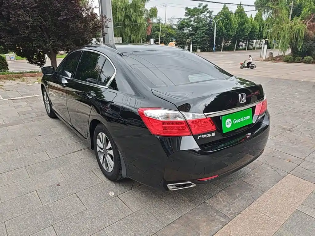 Honda Accord 2015 — фото 5
