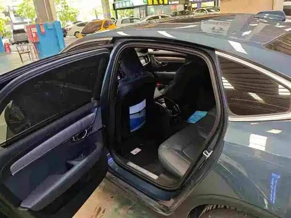 Volvo S90 2022