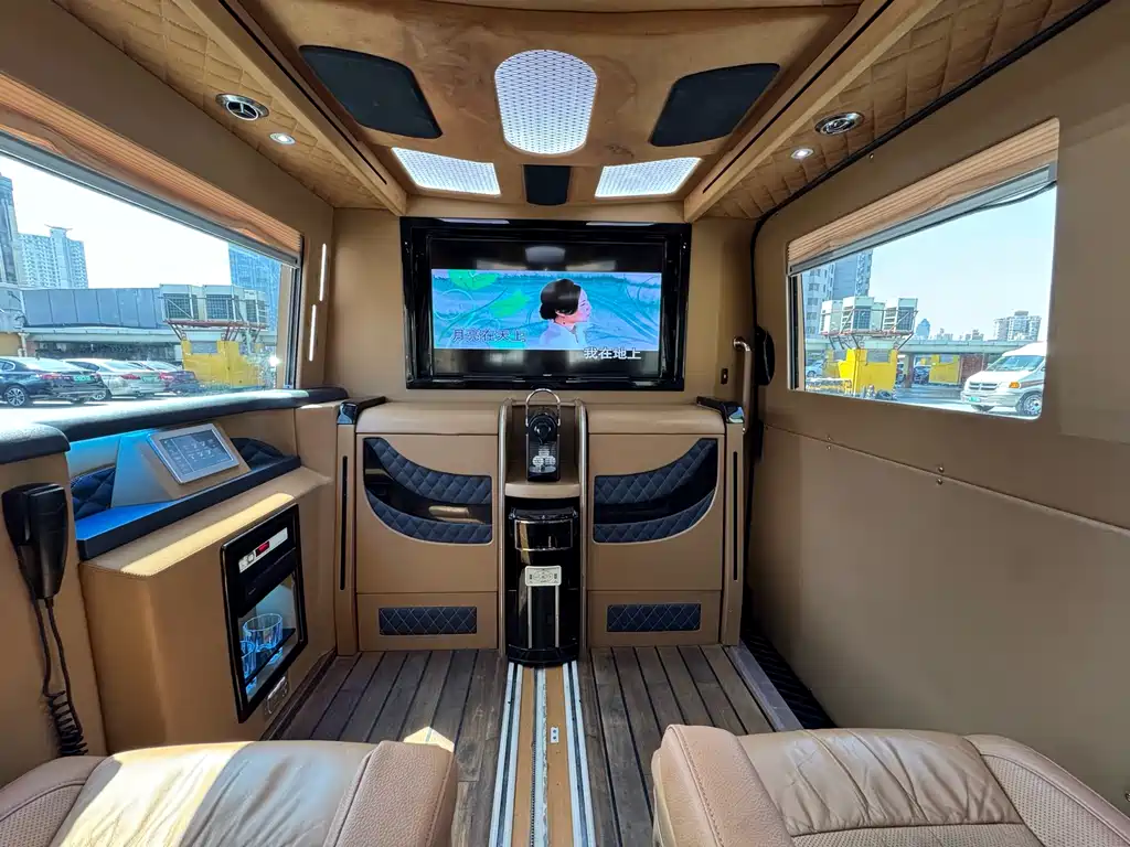 Mercedes-Benz Sprinter 2017 — фото 14