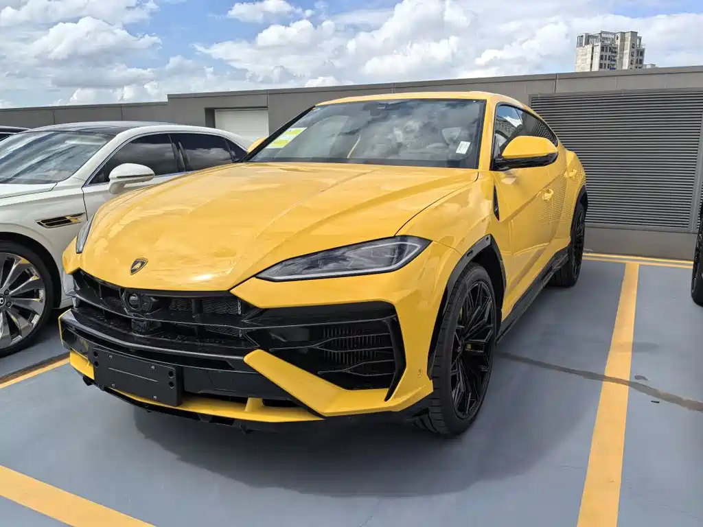 Lamborghini Urus SE — фото 1