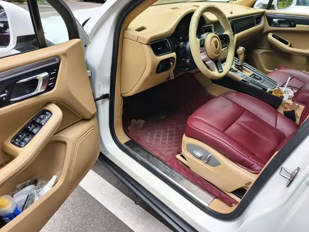 Porsche Macan 2016 — фото 17