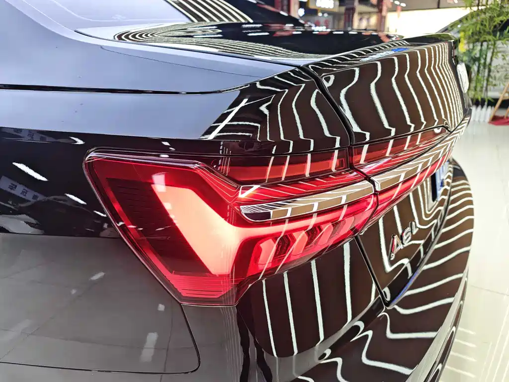 Audi A6L 2022 — фото 17