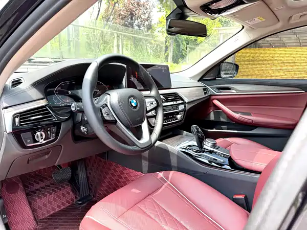 BMW 5 Series 2022