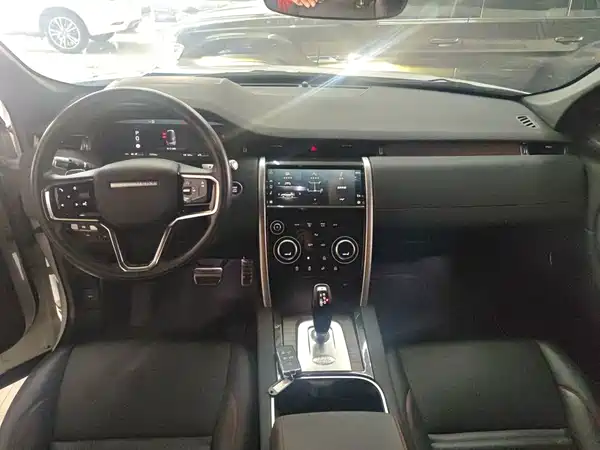 Land Rover Discovery Sport 2022