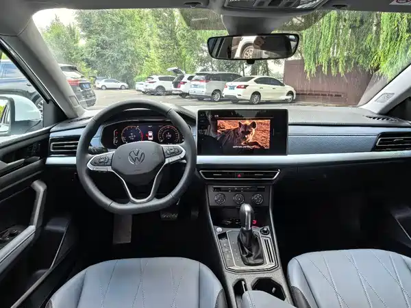 Volkswagen Lavida 2024
