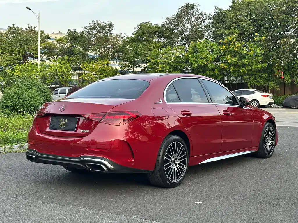 Mercedes-Benz C-Class 2023 — фото 12