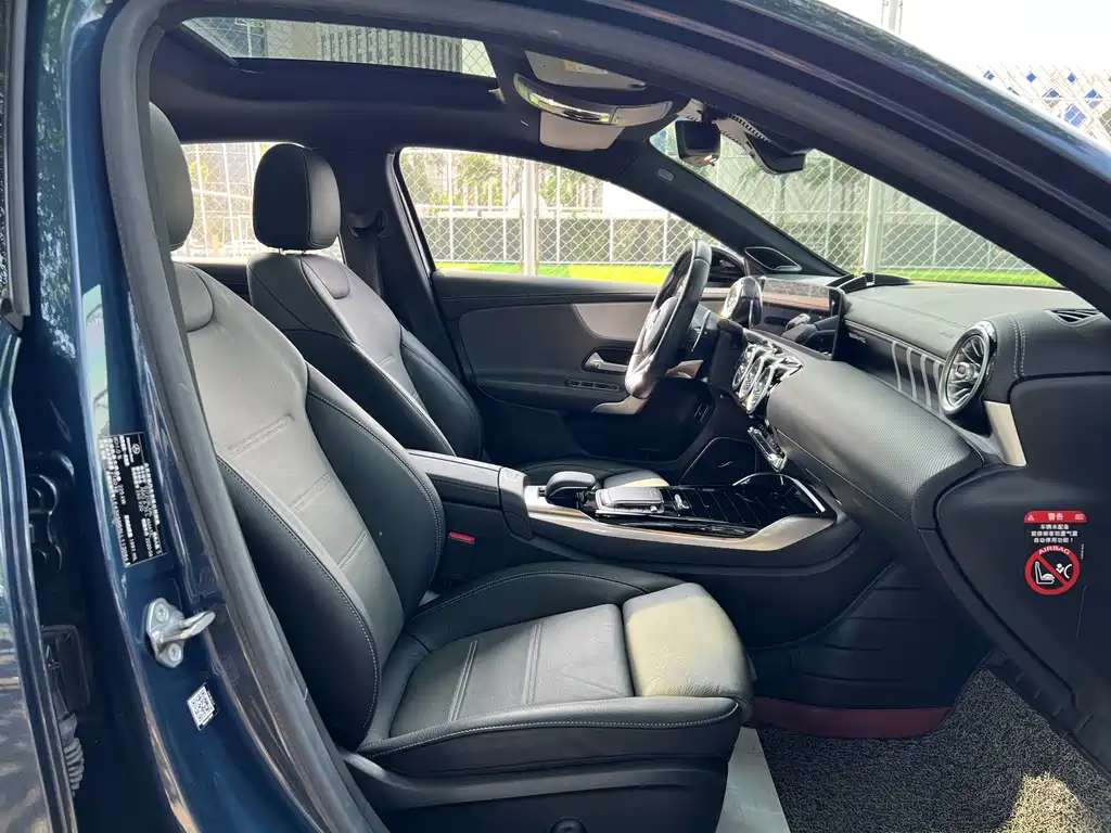 Mercedes-Benz A-Class AMG 2020 — фото 12