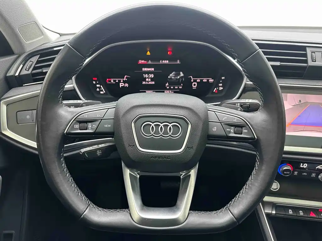 Audi Q3 2022 — фото 17