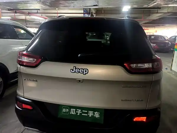 Jeep Cherokee 2017