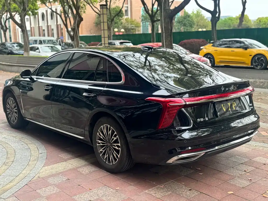 Hongqi H5 2025 — фото 11