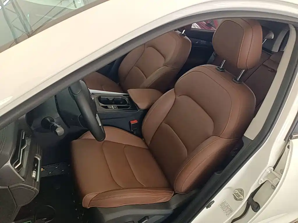 Geely Vision X6 2022 — фото 15