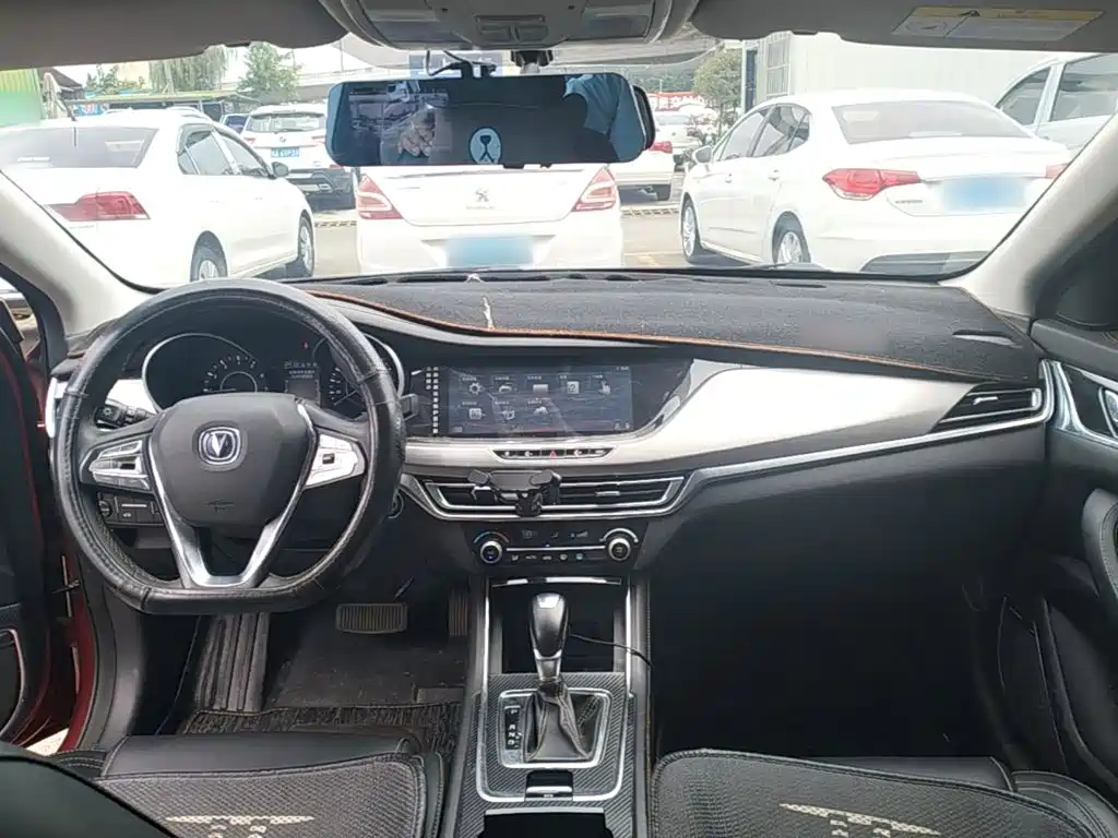 Changan Eado 2018 — фото 10