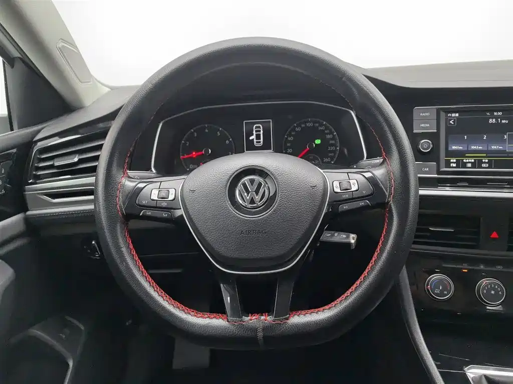 Volkswagen Sagitar 2019 — фото 11