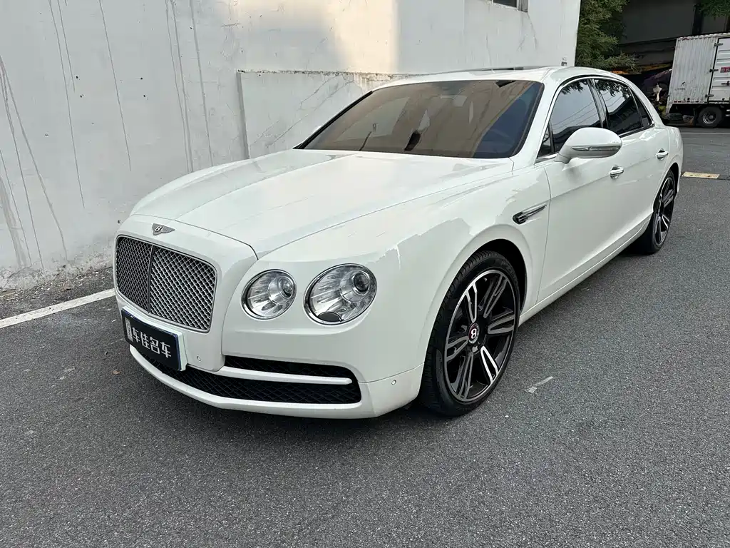 Bentley Flying Spur 2016 — фото 1