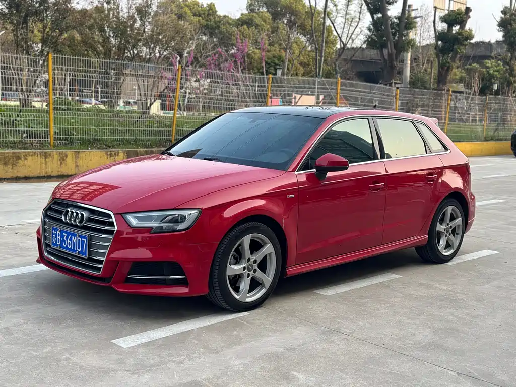 Audi A3 2020 — фото 1
