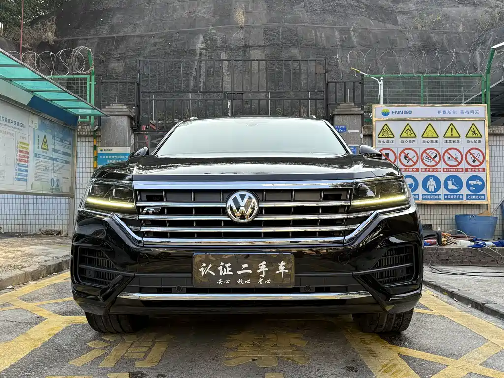 Volkswagen Touareg 2020 — фото 3