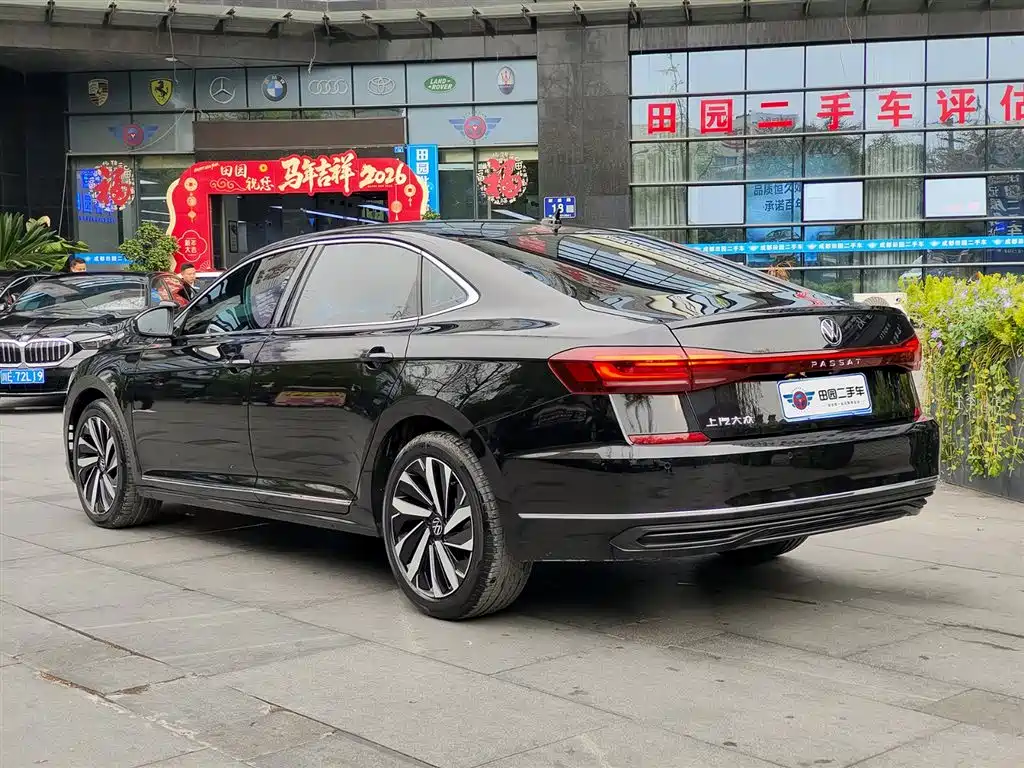 Volkswagen Passat 2025 — фото 4