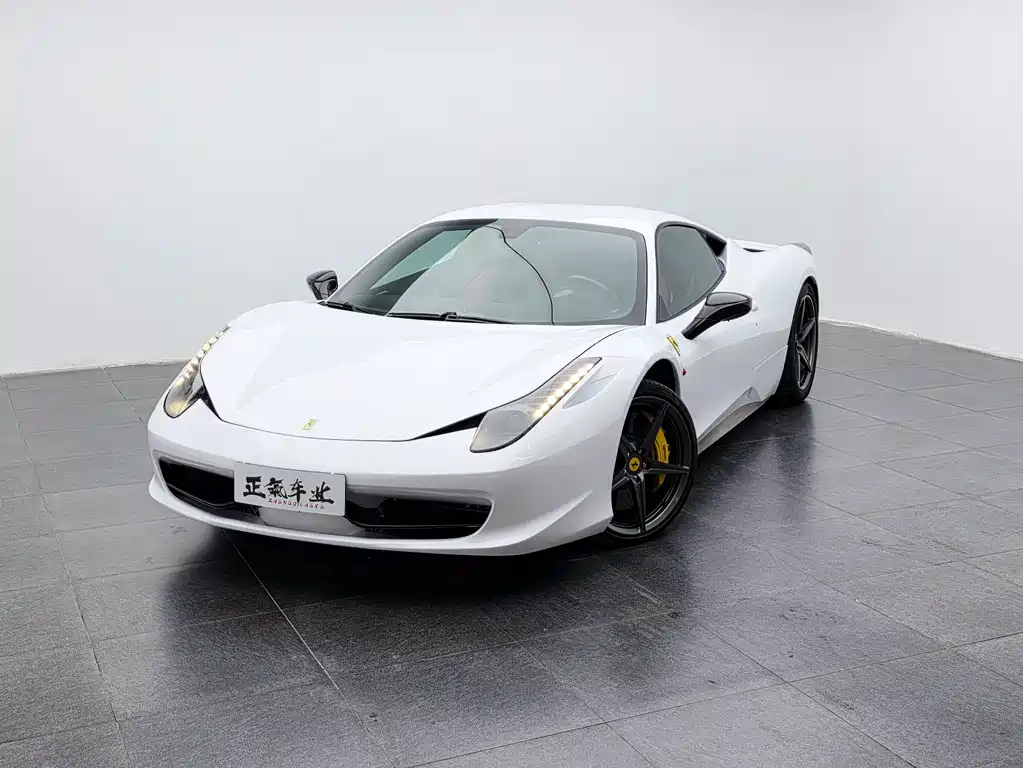 Ferrari 458 2013