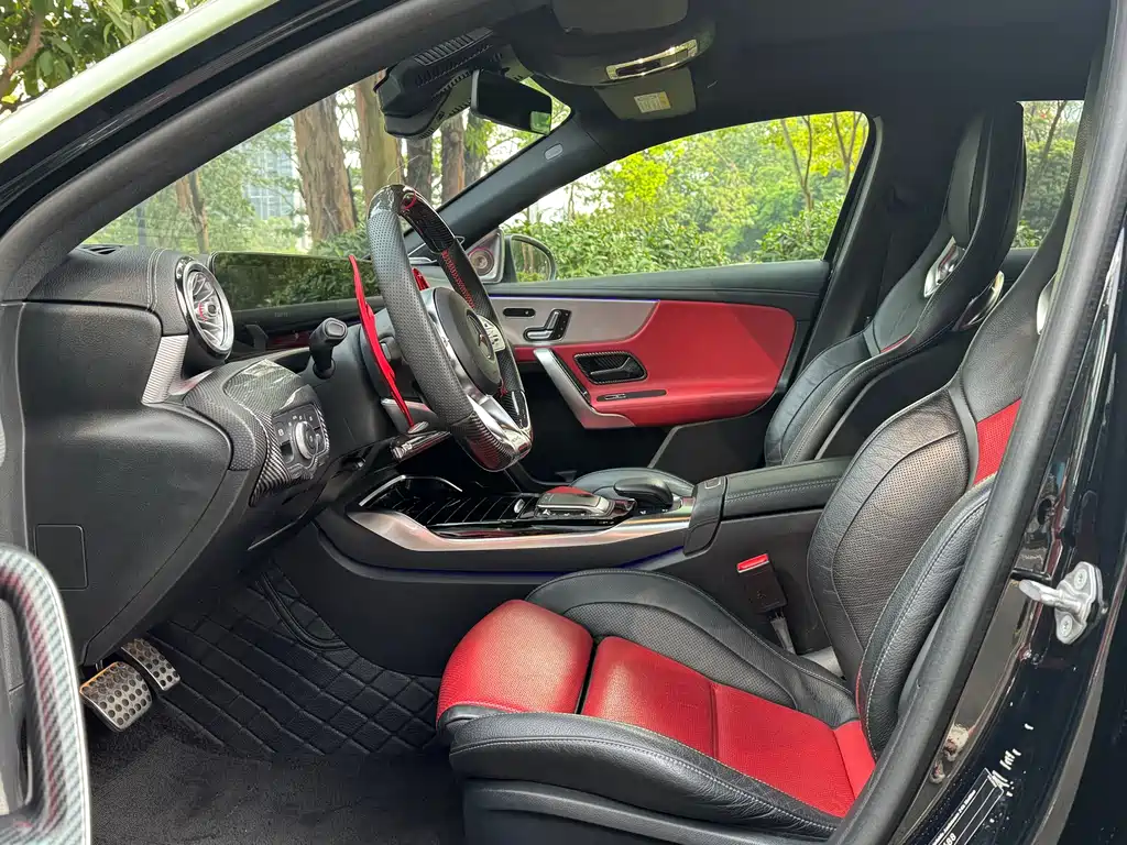 Mercedes-Benz A-Class AMG 2021 — фото 11
