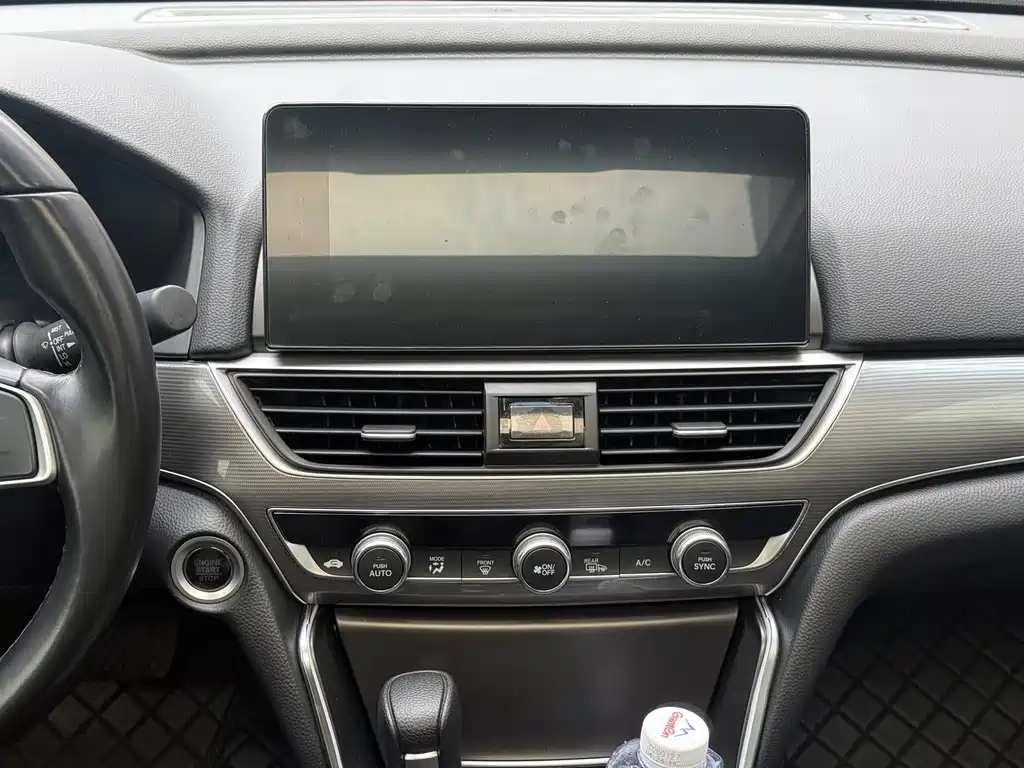 Honda Accord 2023 — фото 10