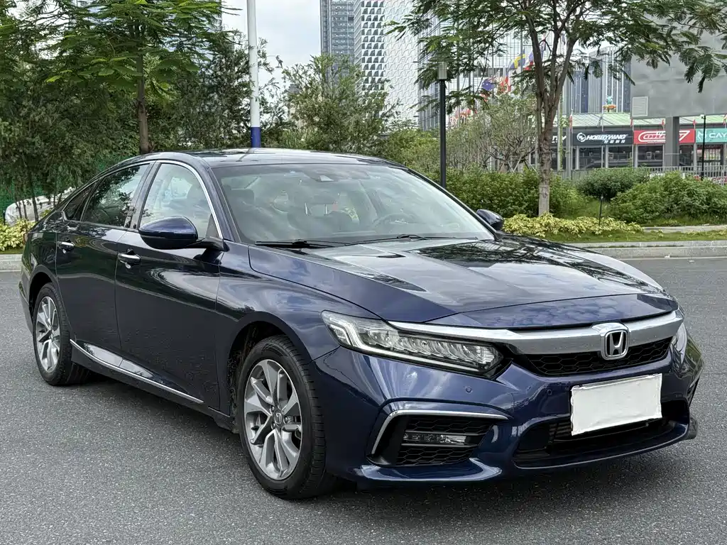Honda Inspire 2019 — фото 3