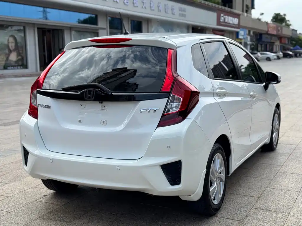Honda Fit 2016