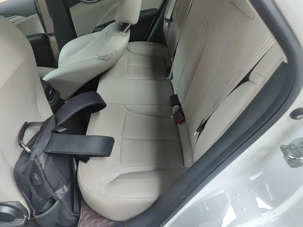 Buick Excelle 2020 — фото 17